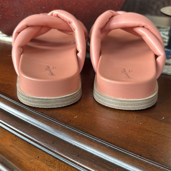 Brand New Universal Thread Cosette Padded Slide Sandals Coral Crisscross Casual - Picture 11 of 13